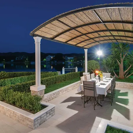 Lovi Te-three Bedroom With Pool And Sea View *