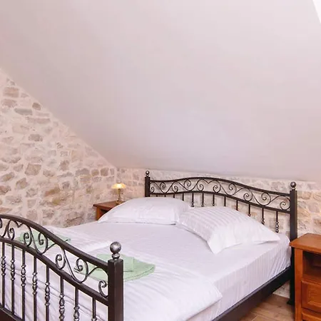 Lovi Te-three Bedroom With Pool And Sea View