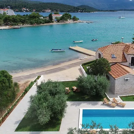 Lovi Te-three Bedroom With Pool And Sea View *