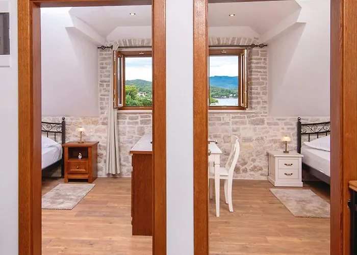 Lovi Te-three Bedroom With Pool And Sea View