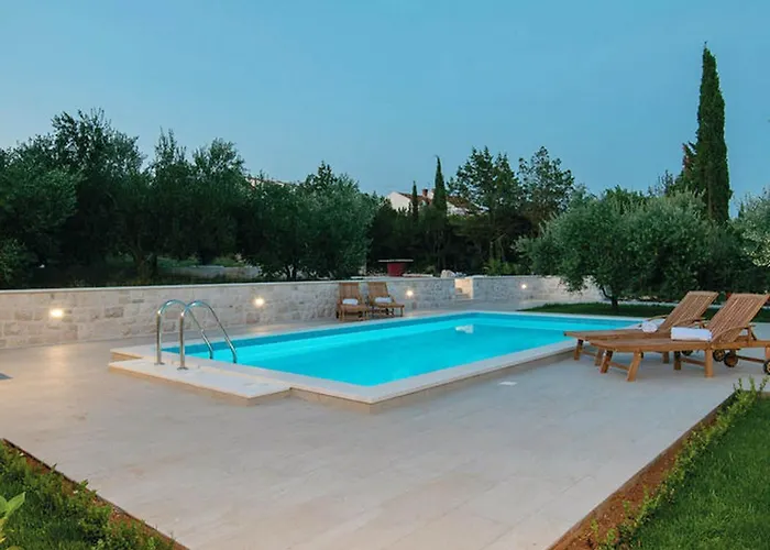 Lovi Te-three Bedroom With Pool And Sea View *